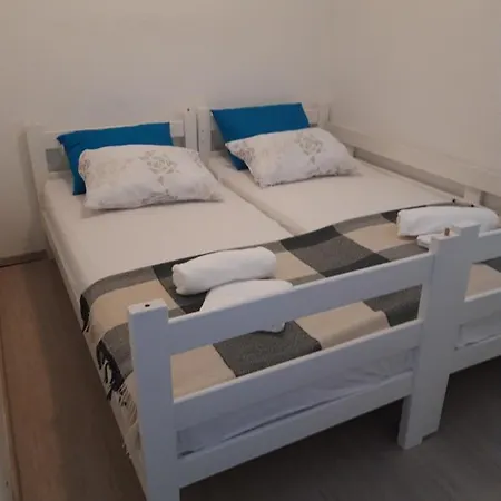 Angelu Namai Novi Vinodolski